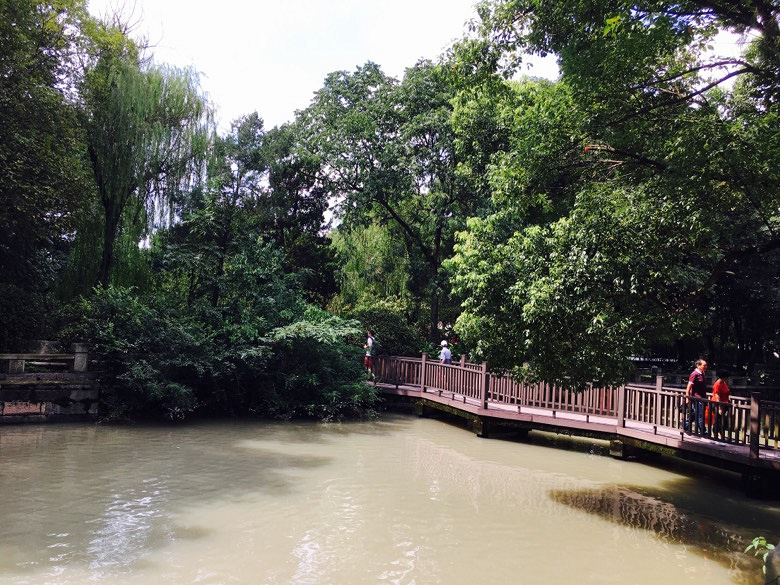 ����С����