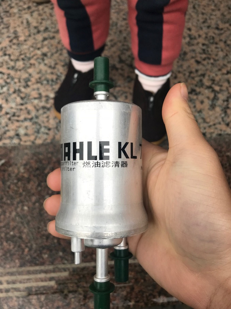 途观自己动手换汽油滤芯