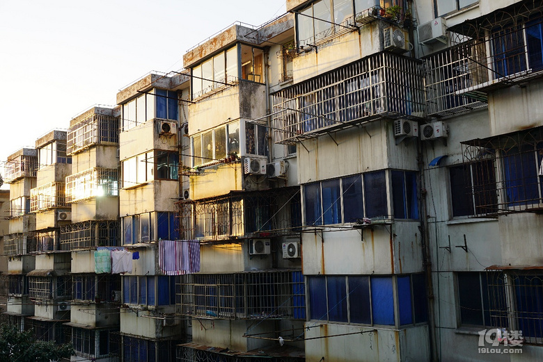 浊酒一杯家万里