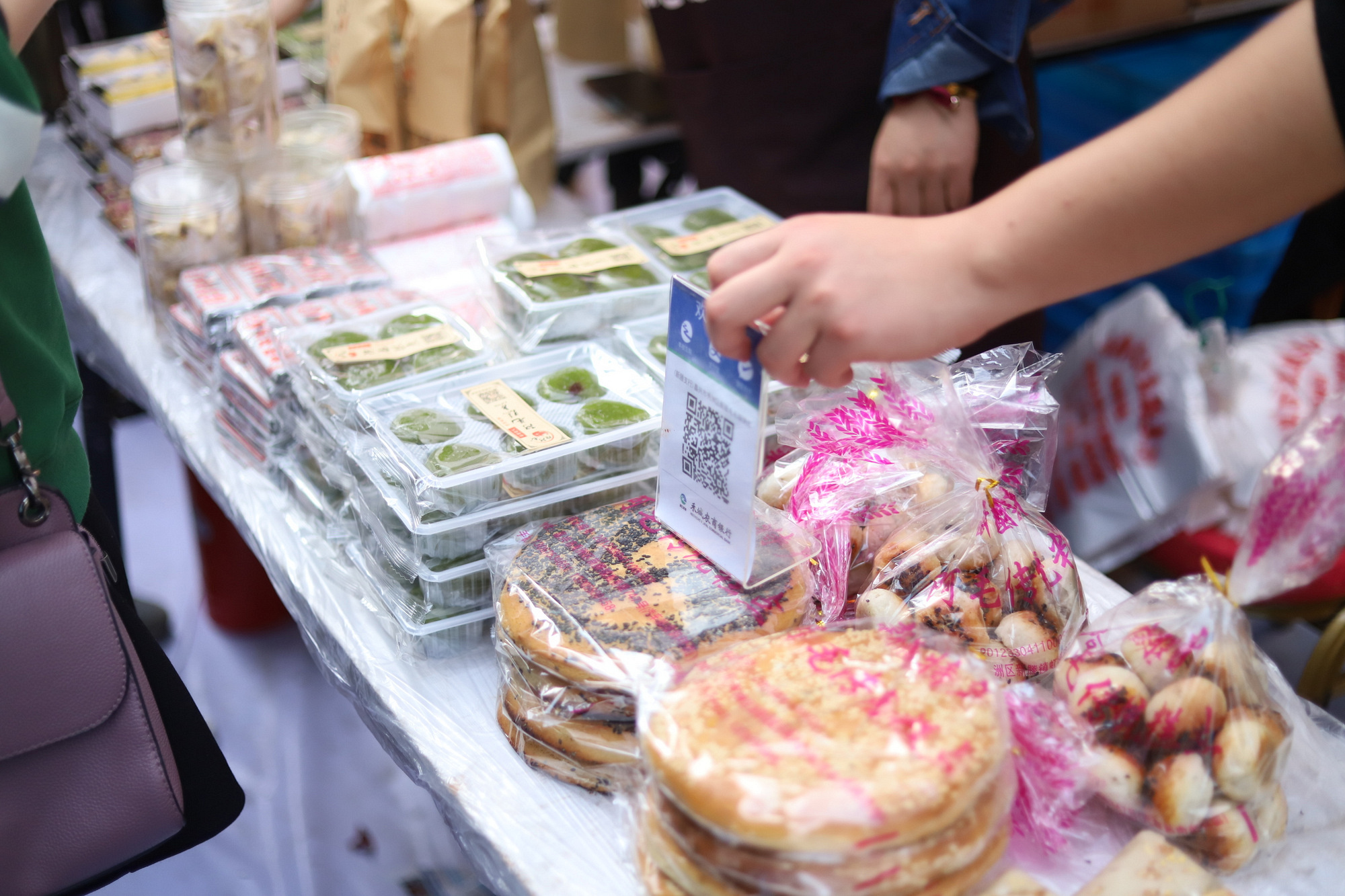 网红美食嘉年华火热进行中.新塍特色美食全都来了!
