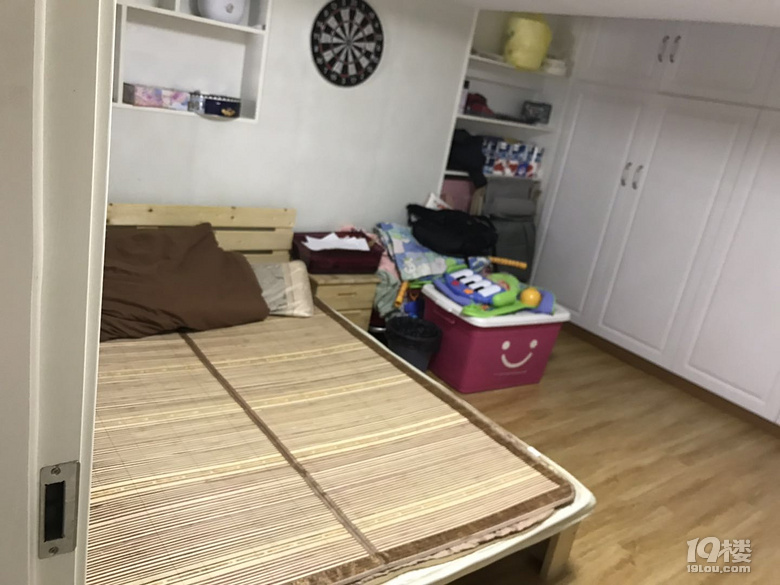 置换房子，急售loft公寓一套