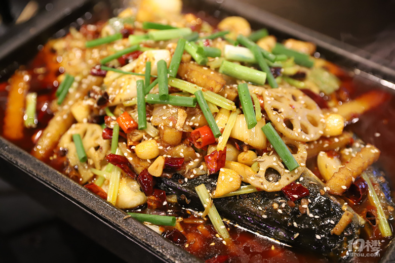 泊金湾店限时35折人均25元吃烤鱼啦湄公鱼烤鱼4个配菜