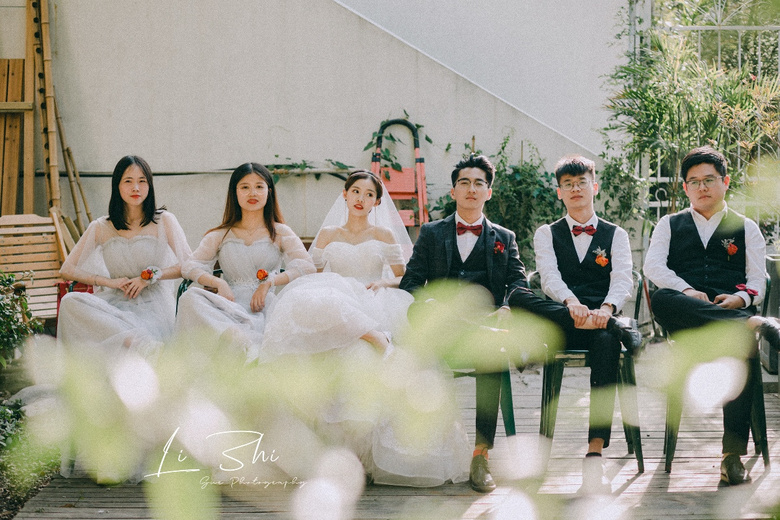 ���ߵ����������Ļ�ϲ��