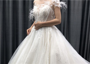middle_768x1024-152745_v2_15851593156465953_6c684384bff736a4aed81797d619c59d.jpg