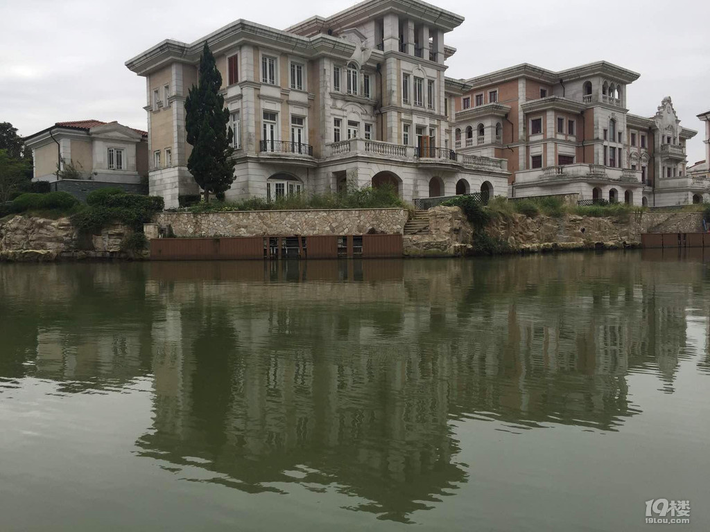 嘉兴平湖九龙山游艇别墅