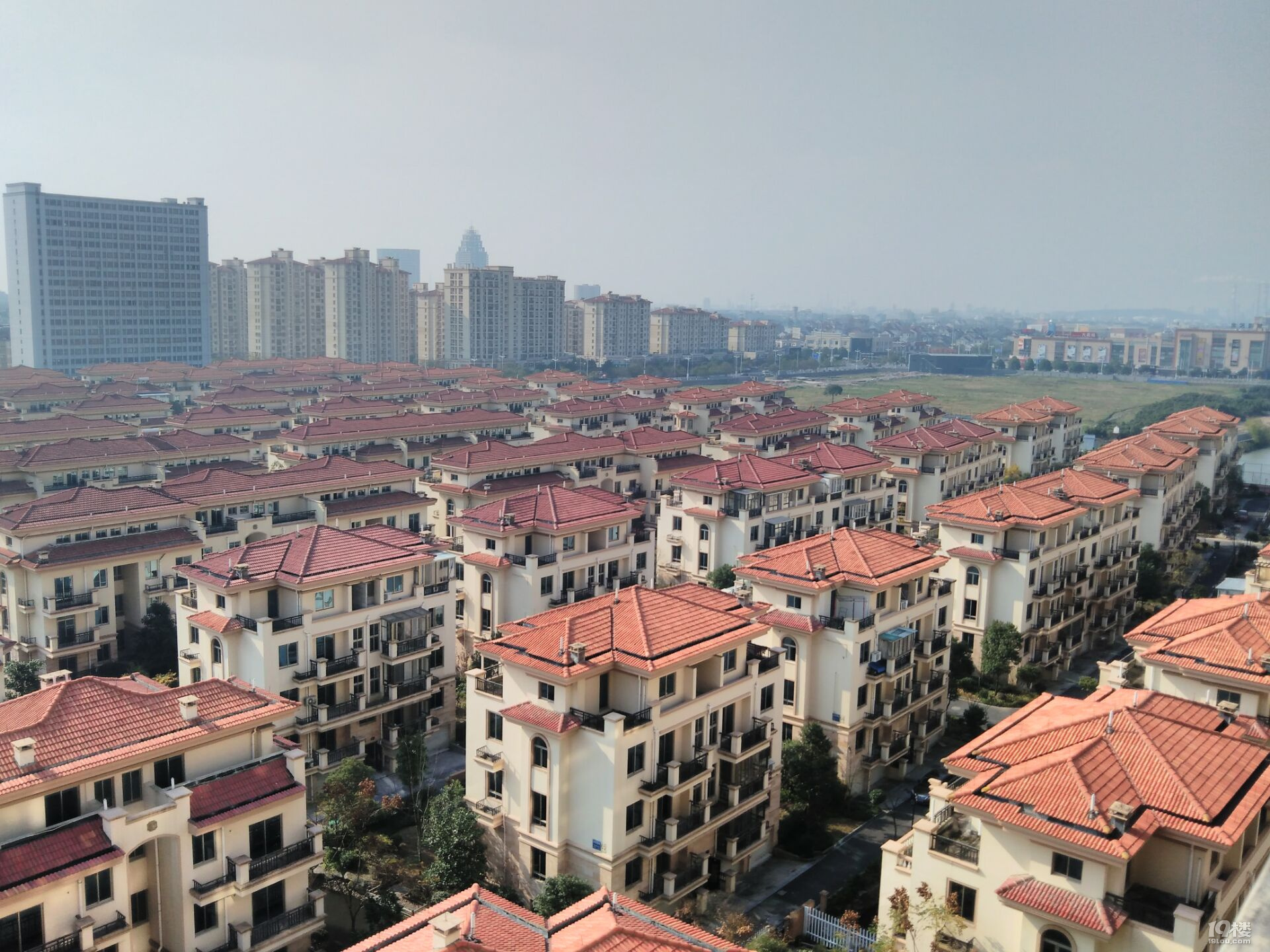 嘉兴最便宜的别墅平湖东方巴黎城