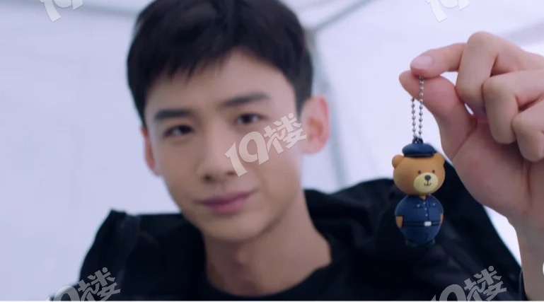 你是我的城池营垒的警察熊来一个吧