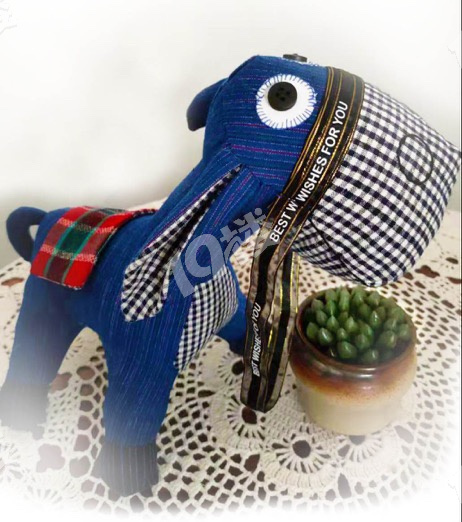 布艺玩偶小毛驴