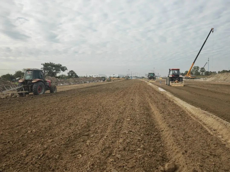 公路工程国际第一大沉井施工有序推动 汉南长江大桥建造提速