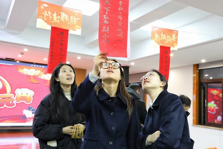 ���������㽭������֧�п�չ����Ԫ���������ڡ�Ԫ���µ��ջ