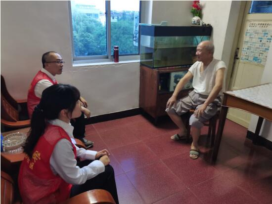 �������м��˷��У�ҹ��ƽ����Ѳ�� ����������������