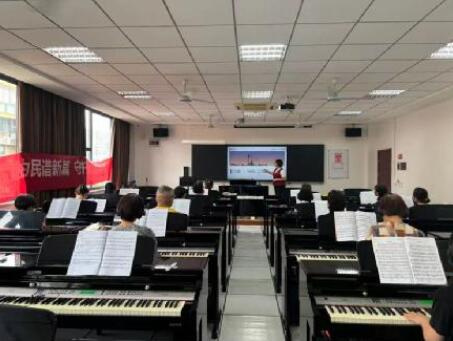 ��թ�������������ѧ  ��������ů���ػ���������