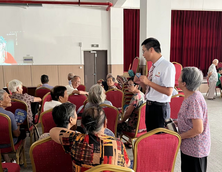 ����С��վ�����Ĵ����