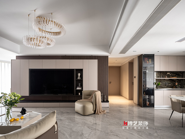 ����Դ180m?|�����ִ��磬����Ʒ������