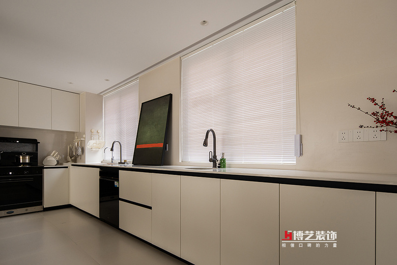 ļZ԰169m?|壬üҳУ