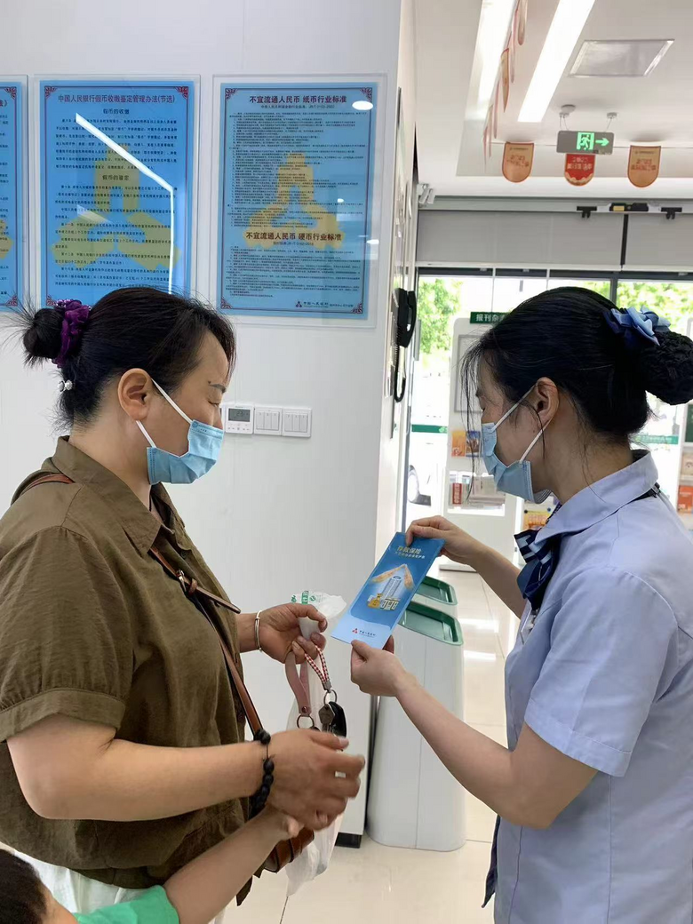 �汣ʮ�꣬�ػ���ң������������ж���