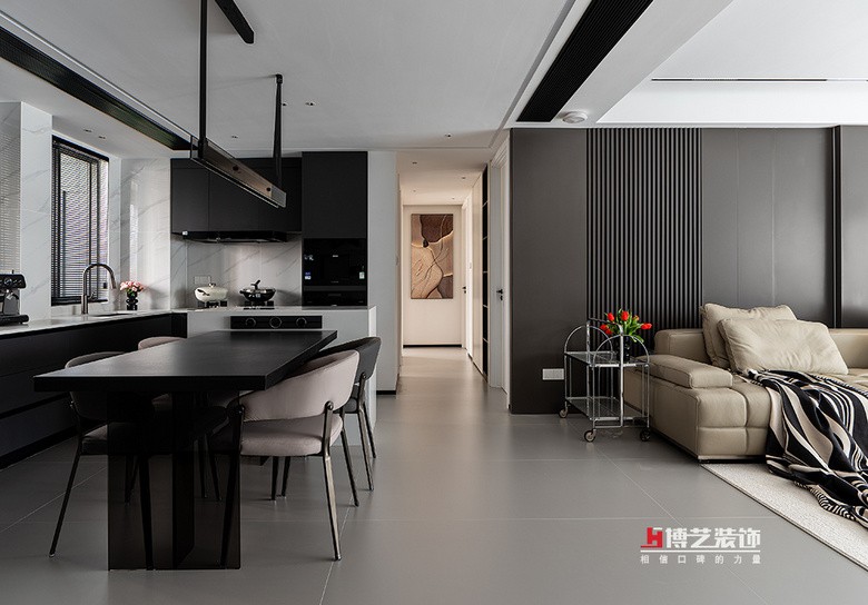 �ļ���ͥ143m?|����ͣ���������