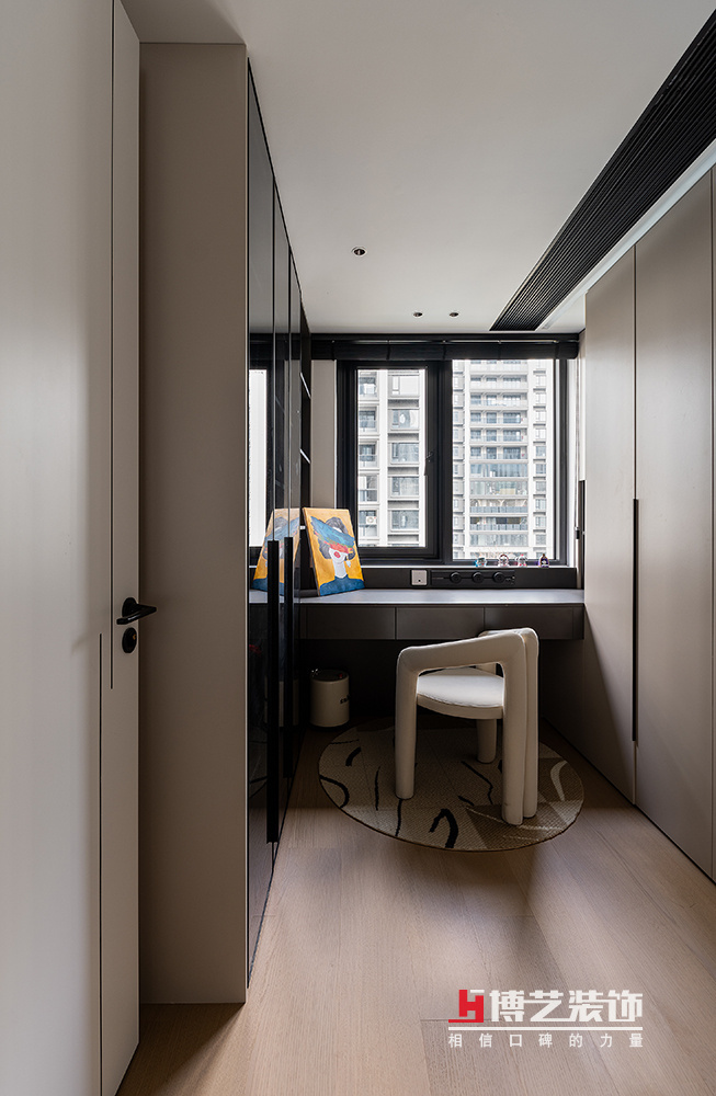 �ļ���ͥ143m?|����ͣ���������