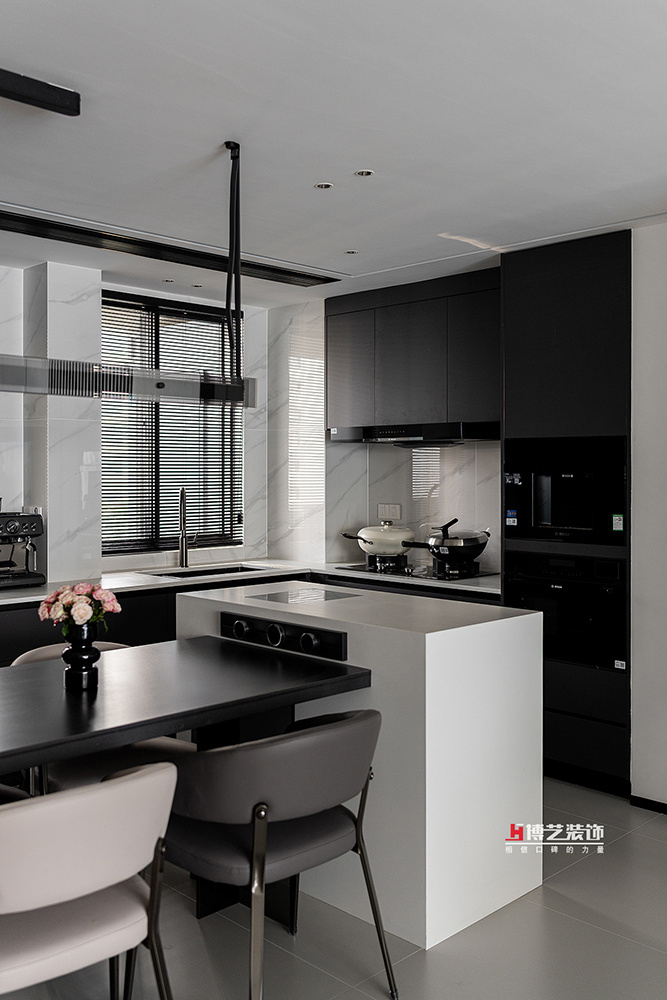 �ļ���ͥ143m?|����ͣ���������