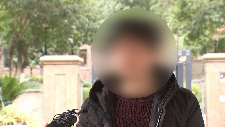 70岁老母亲在美发店被诱导消费33万，店家至今不肯退钱