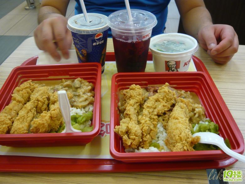 培根蘑菇鸡肉饭kfc足料饭