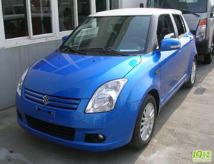 原创补教的作业双色雨燕新车车