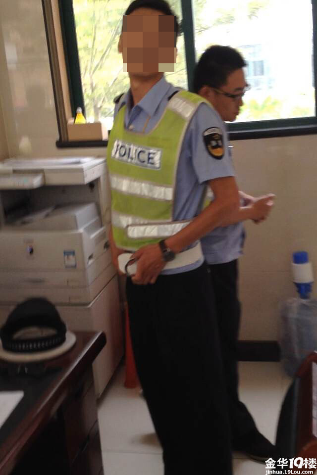 义乌廿三里交警中队的两位临时工扬言要我死。