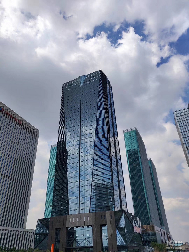 义乌金融商务区跨界园环球大厦写字楼办公月租金39元起