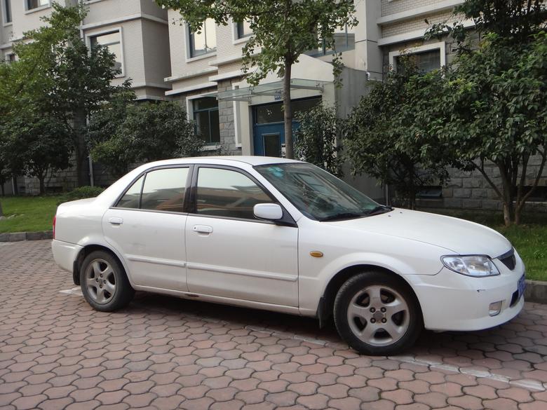 转让二手马自达323