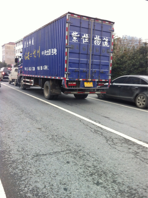 浙a66666神一样车牌的货车有图有真相