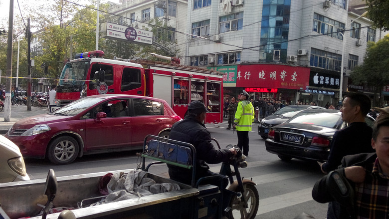 临安又发生火灾了新民街西苑路口