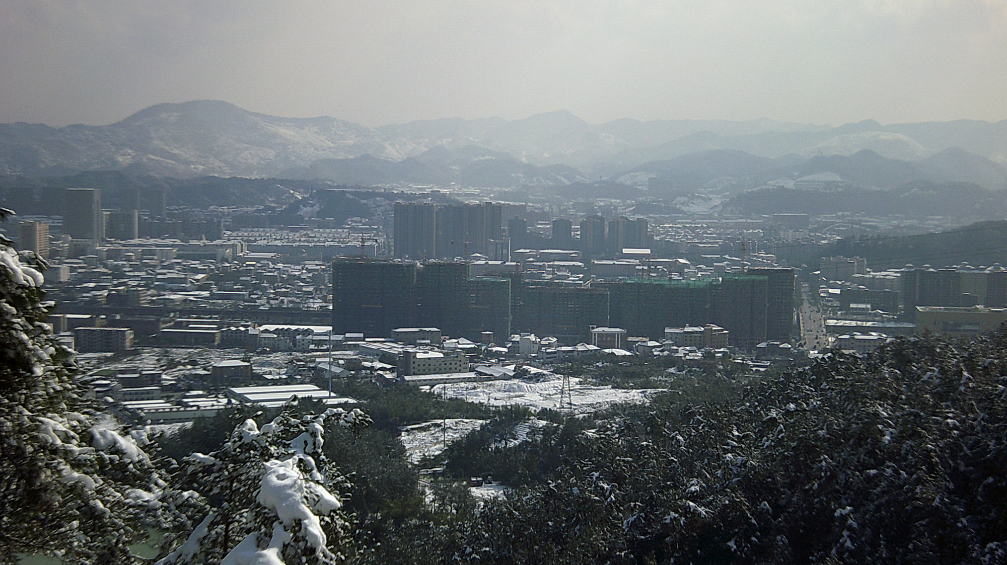 临安大梁山图片