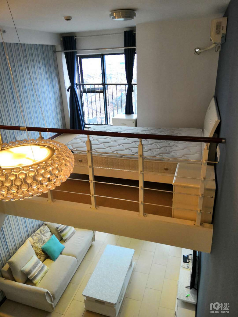 国瑞中心loft公寓出售35方上下层实用面积70方72万