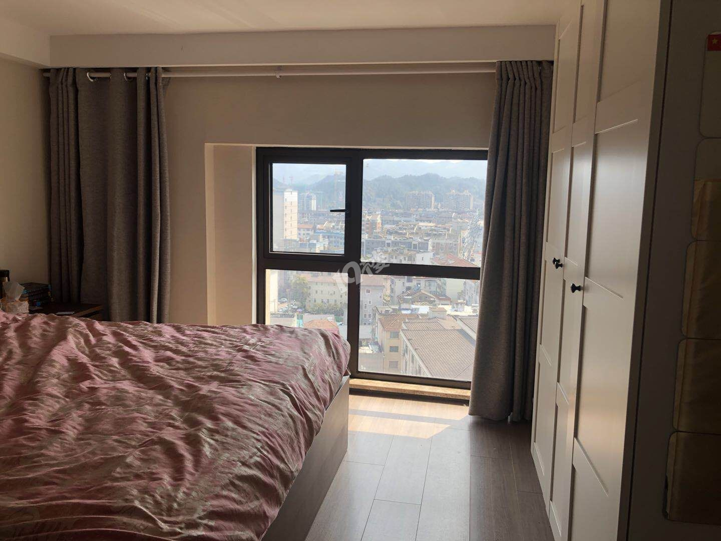 钱王财富中心loft公寓出租