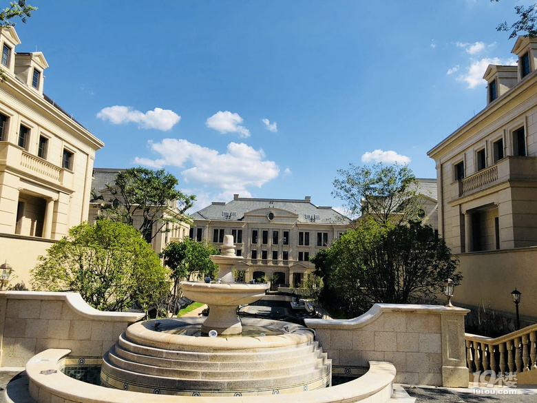 青城山语间排屋出售420万净