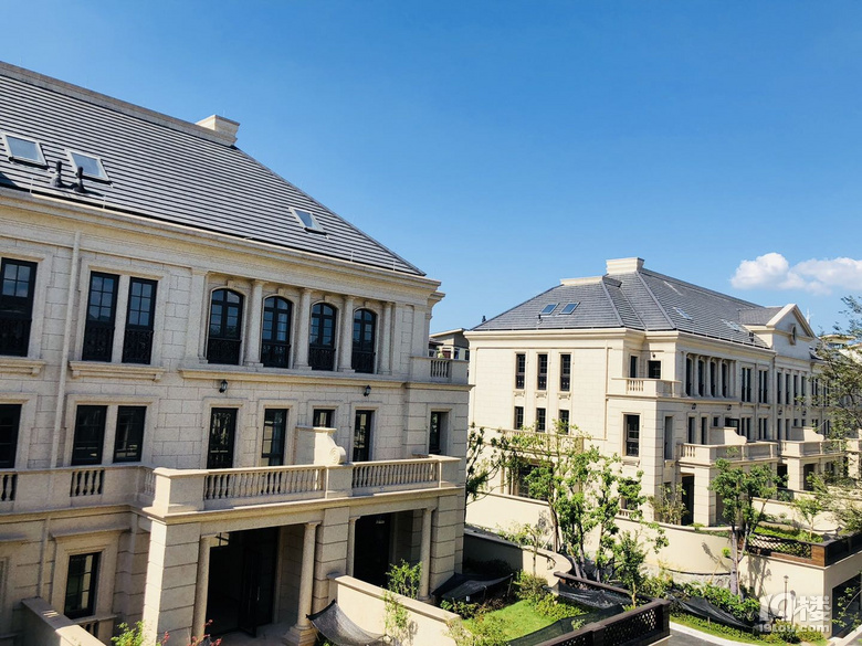 青城山语间排屋出售420万净