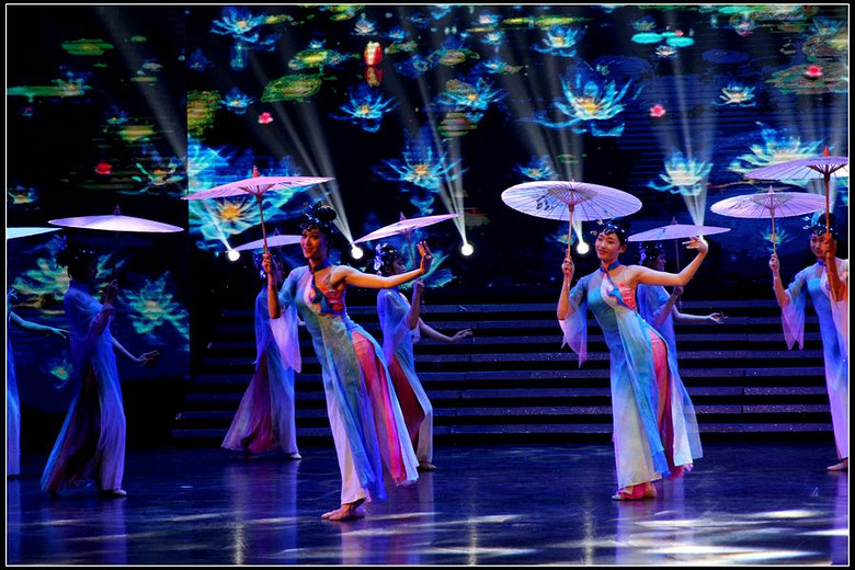 国庆舞蹈节目《江南水韵》