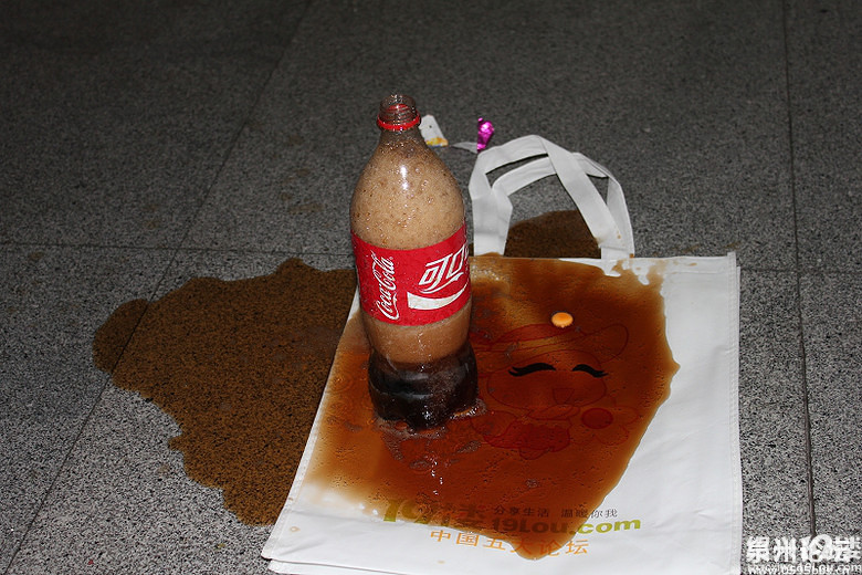 可乐加曼妥思会爆炸吗?19楼实验室带你揭开谜