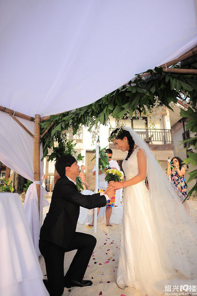 穿着比基尼去结婚 我的长滩岛婚礼-婚纱照-我要