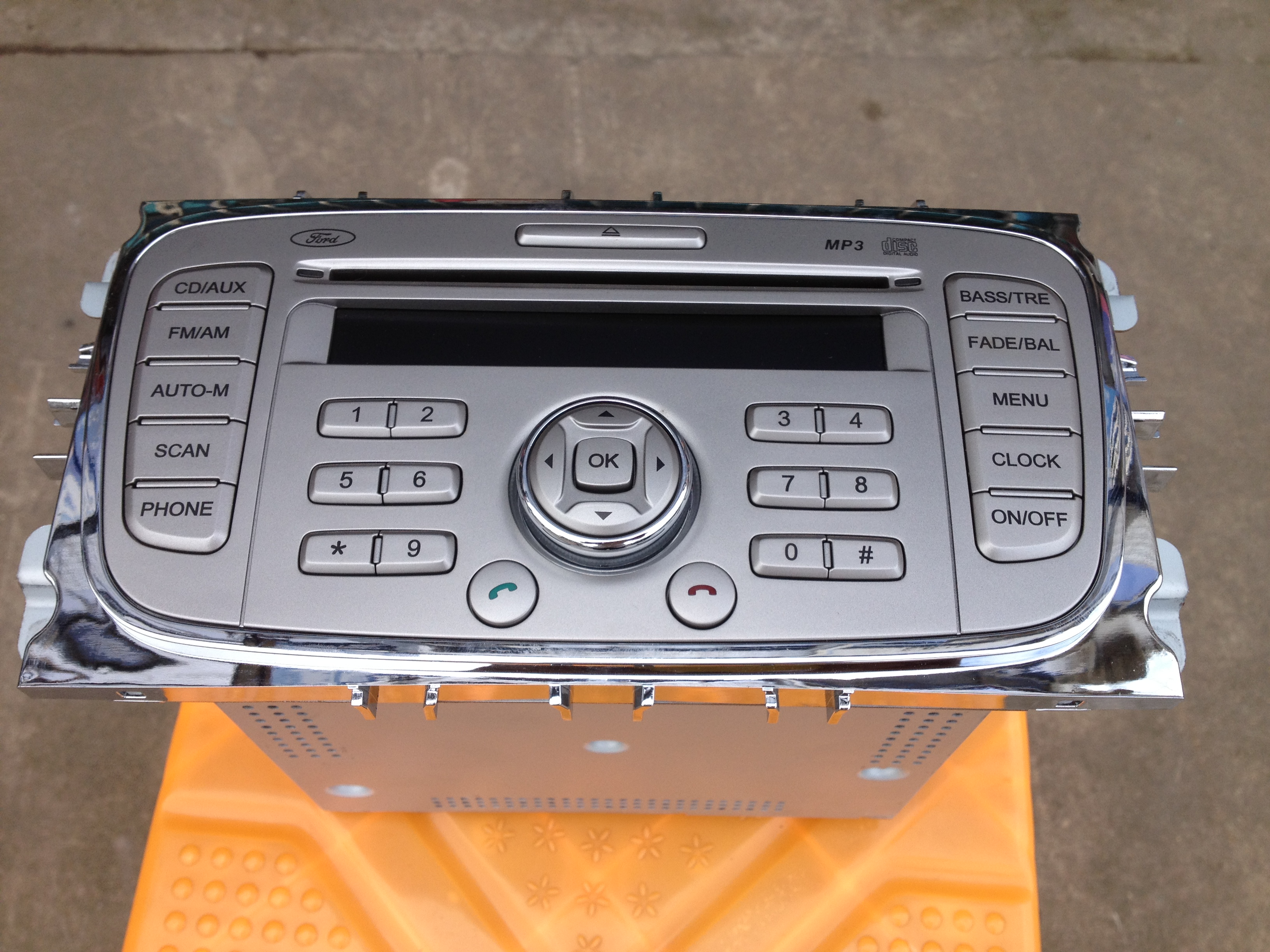 福特蒙迪欧原车cd-拉风维修站-台州汽车-台州19楼