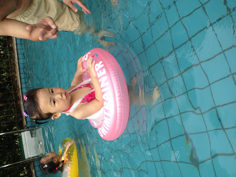 【夏日我最萌】+新鲜出炉的泳装小美女-秀宝宝