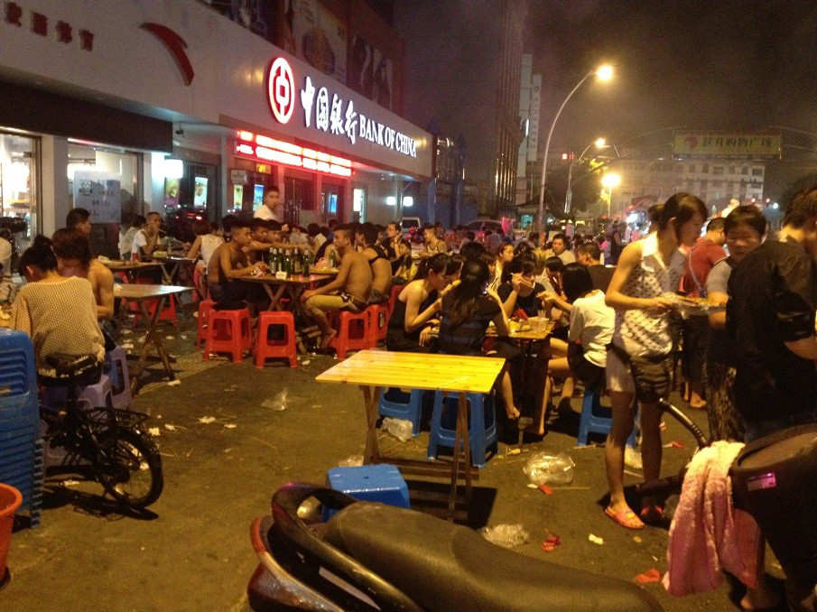 舌尖上的台州夏日勾魂餐洪家路边的烧烤店