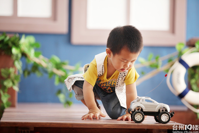 【夏日我最萌】 两周岁前的第一波照片留念-幼儿期(1-3岁)-孩爸妈聊天