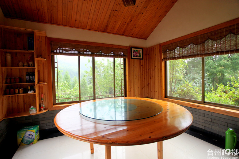 磐安高姥山杜鹃山庄