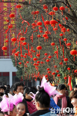 天台两名校喜迎百年华诞