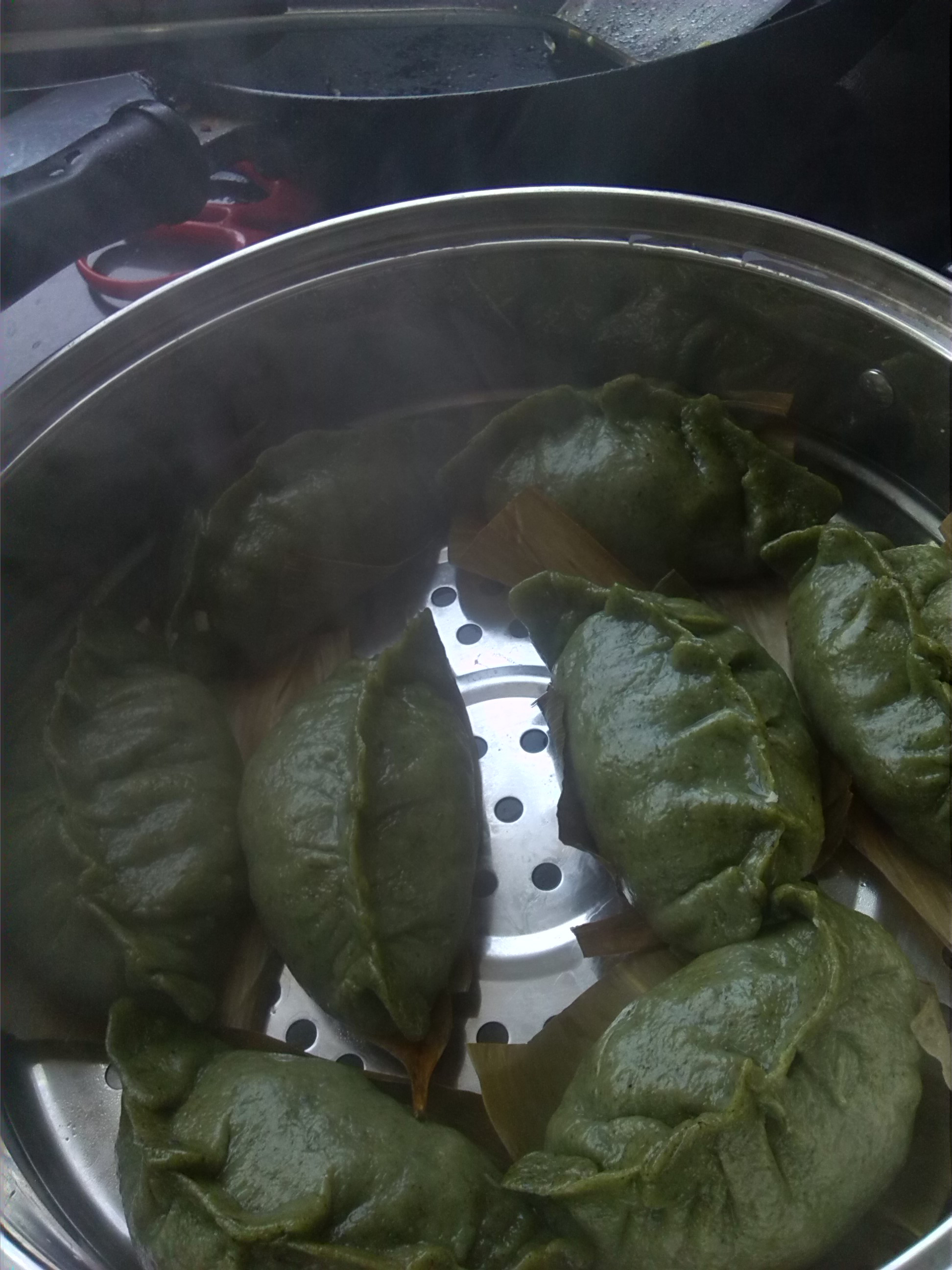 吃货在台州热腾腾的清明团子