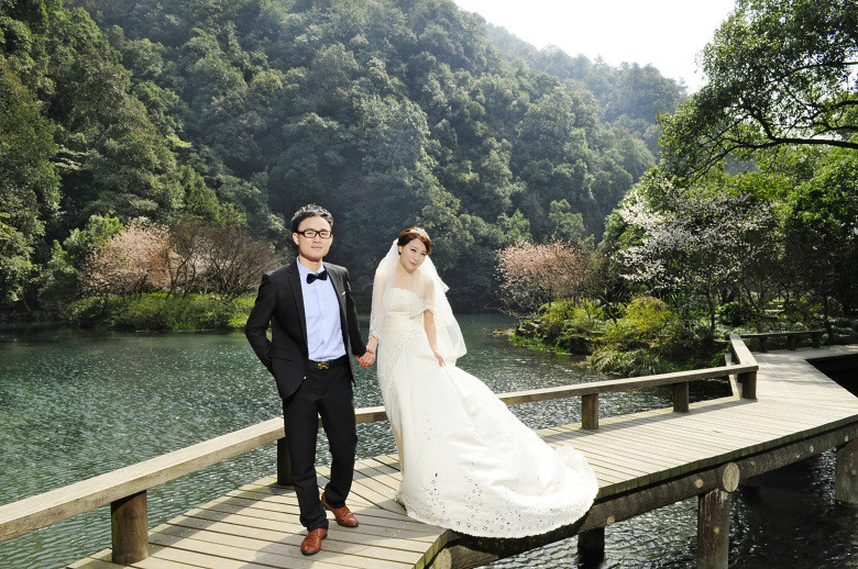 婚纱照晒起.杭州九溪,太子湾风景如画