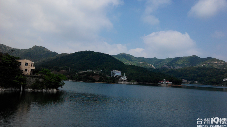 花芯水库烧烤游泳一日游