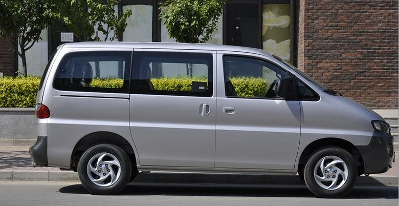 瑞风商务车八成新转让