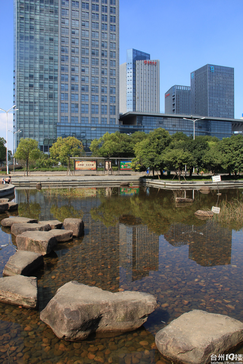 市民广场一组晒图